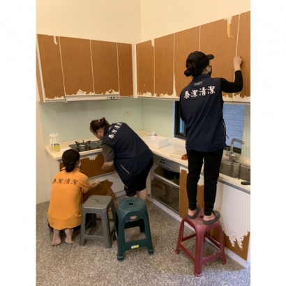 line_oa_chat_241121_183253_group_1.jpg